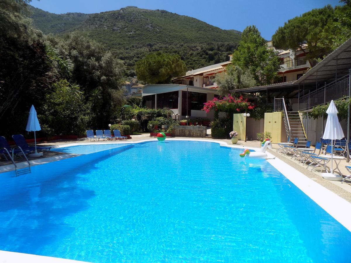 Lefkas Blue Hotel Nikiana Buitenkant foto