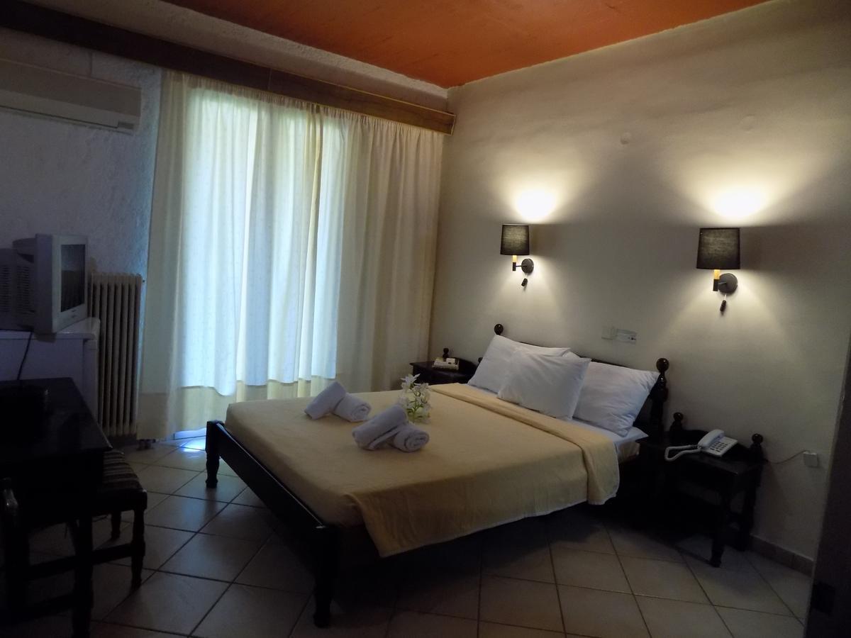 Lefkas Blue Hotel Nikiana Buitenkant foto