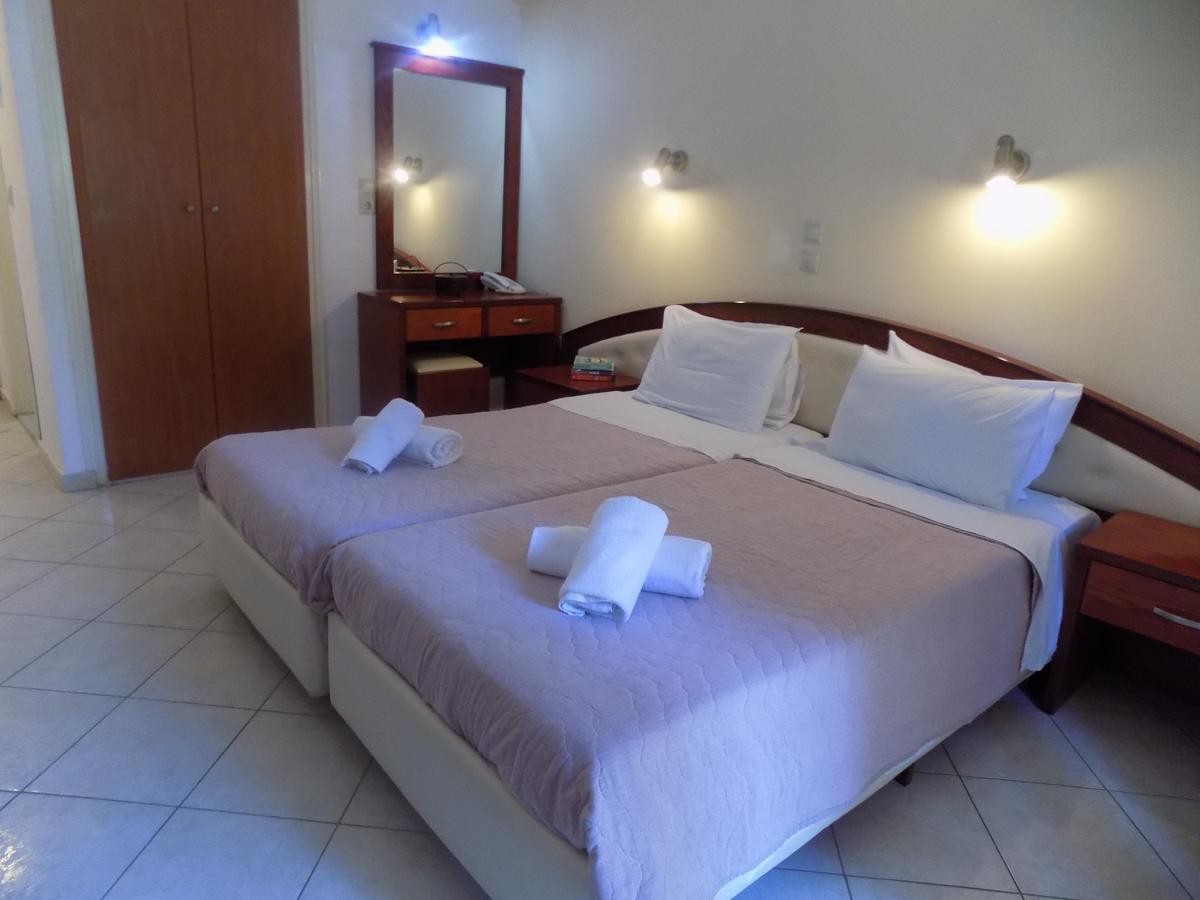Lefkas Blue Hotel Nikiana Buitenkant foto