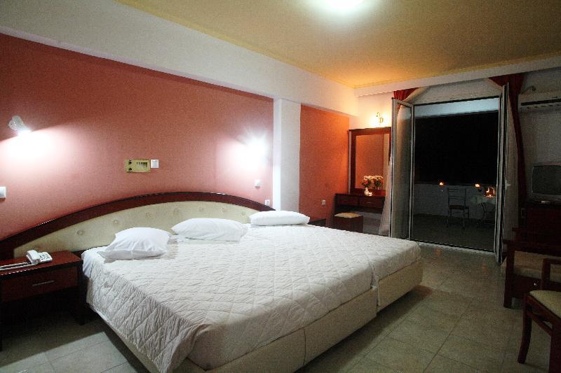 Lefkas Blue Hotel Nikiana Buitenkant foto